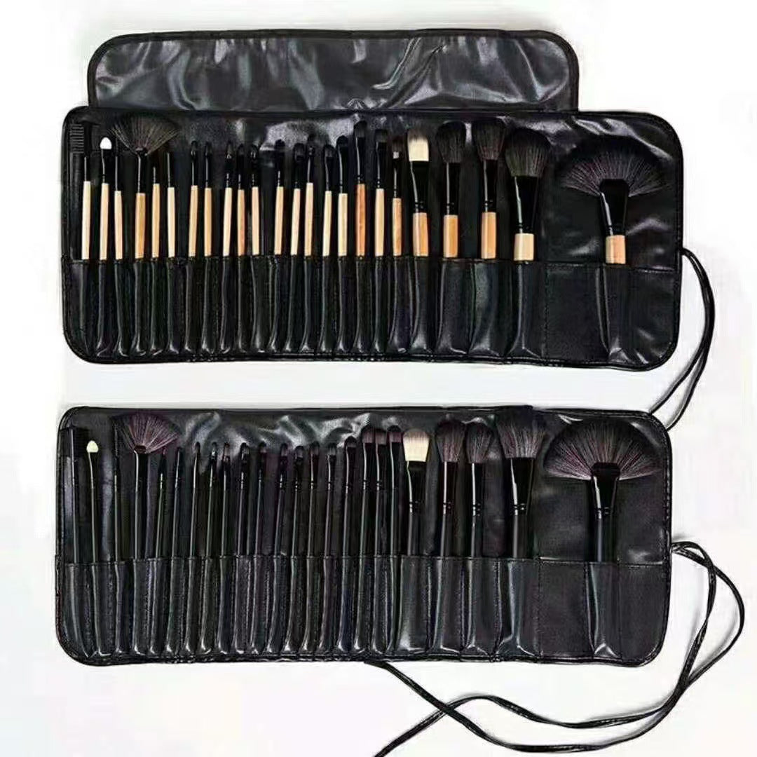 Low-Priced 24-Piece Makeup Brush Set.